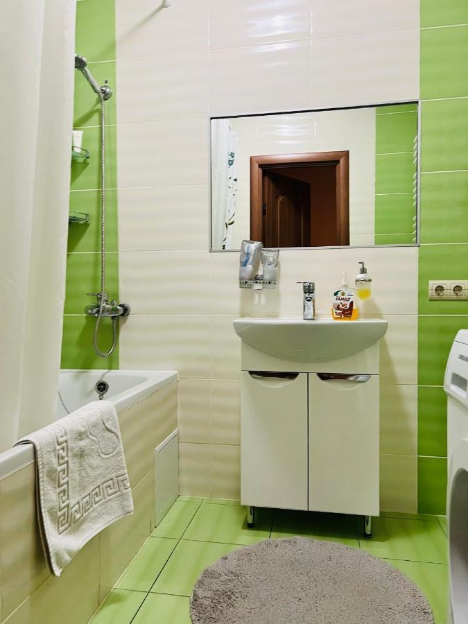 Apartaments Sichovyh Strilciv 68A Ivano-Frankivsk Ngoại thất bức ảnh